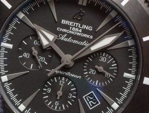 The 46 mm fake Breitling Superocean Héritage Chronoworks SB0161E4 watches have black dials.