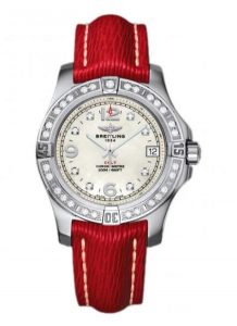 The sturdy watches Breitling Colt A7438953 are made from stainless steel.