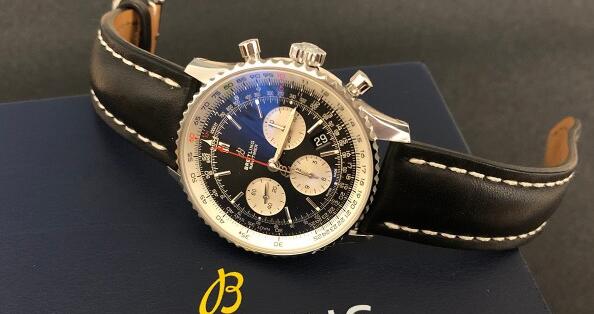 The Breitling Navitimer is with the high performance and brilliant appearance.