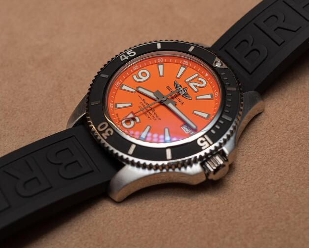 The orange dial will make the wearers every eye-catching.